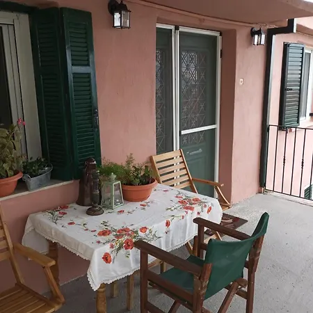 Stamoula' S House *